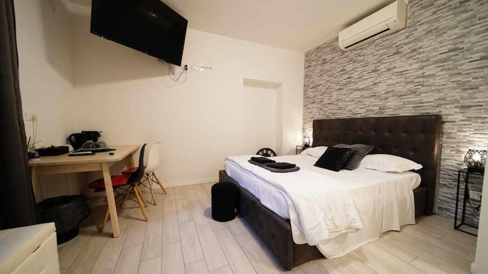 Langolo Di Laura Borgo Roma Destiny Home 3 Верона Номер фото
