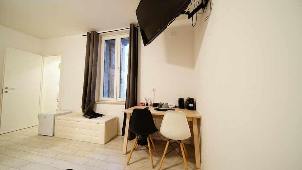 Langolo Di Laura Borgo Roma Destiny Home 3 Верона Номер фото