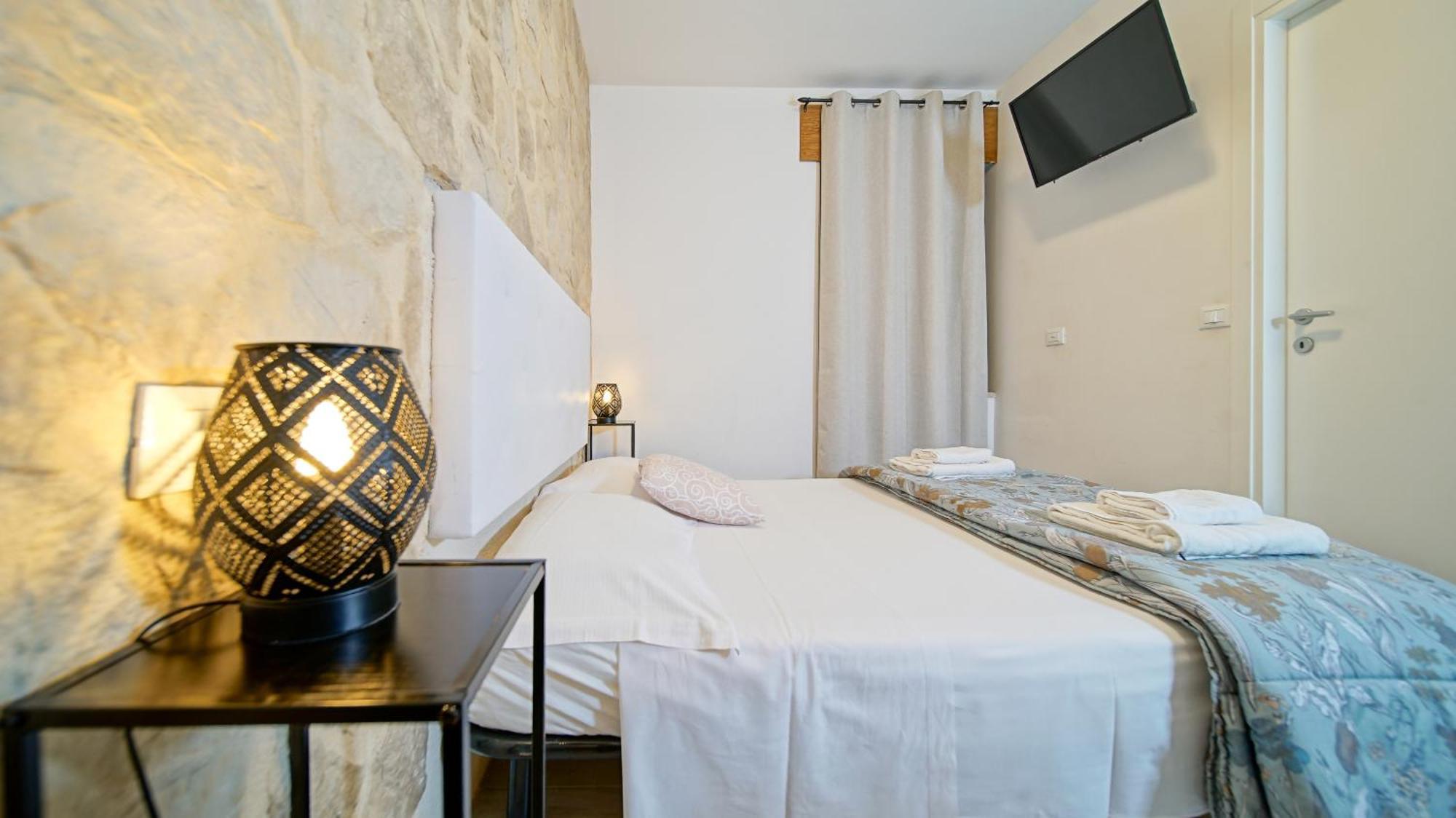 Langolo Di Laura Borgo Roma Destiny Home 3 Верона Экстерьер фото