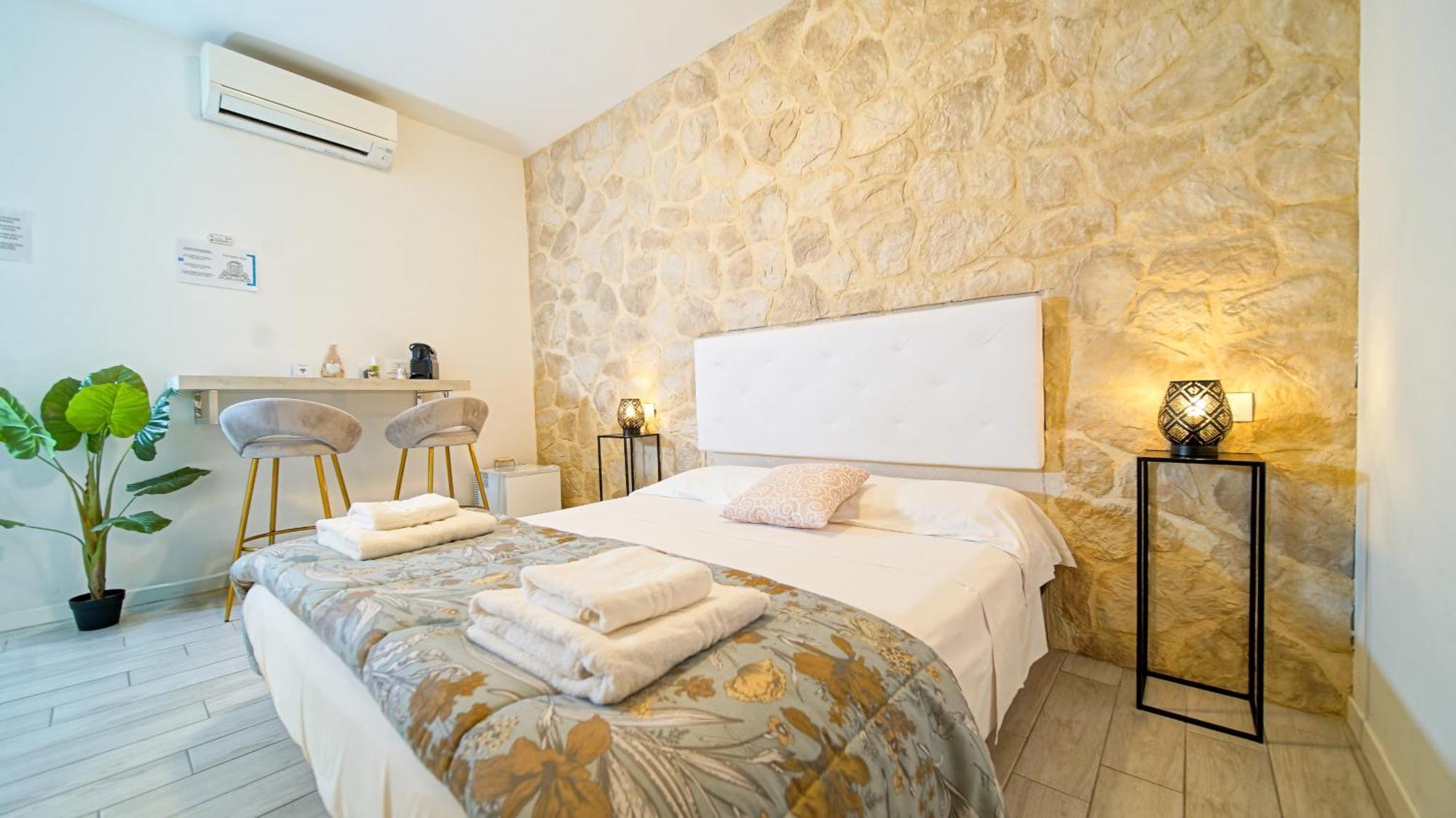 Langolo Di Laura Borgo Roma Destiny Home 3 Верона Экстерьер фото